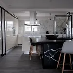 Hotel Le Noir 4*