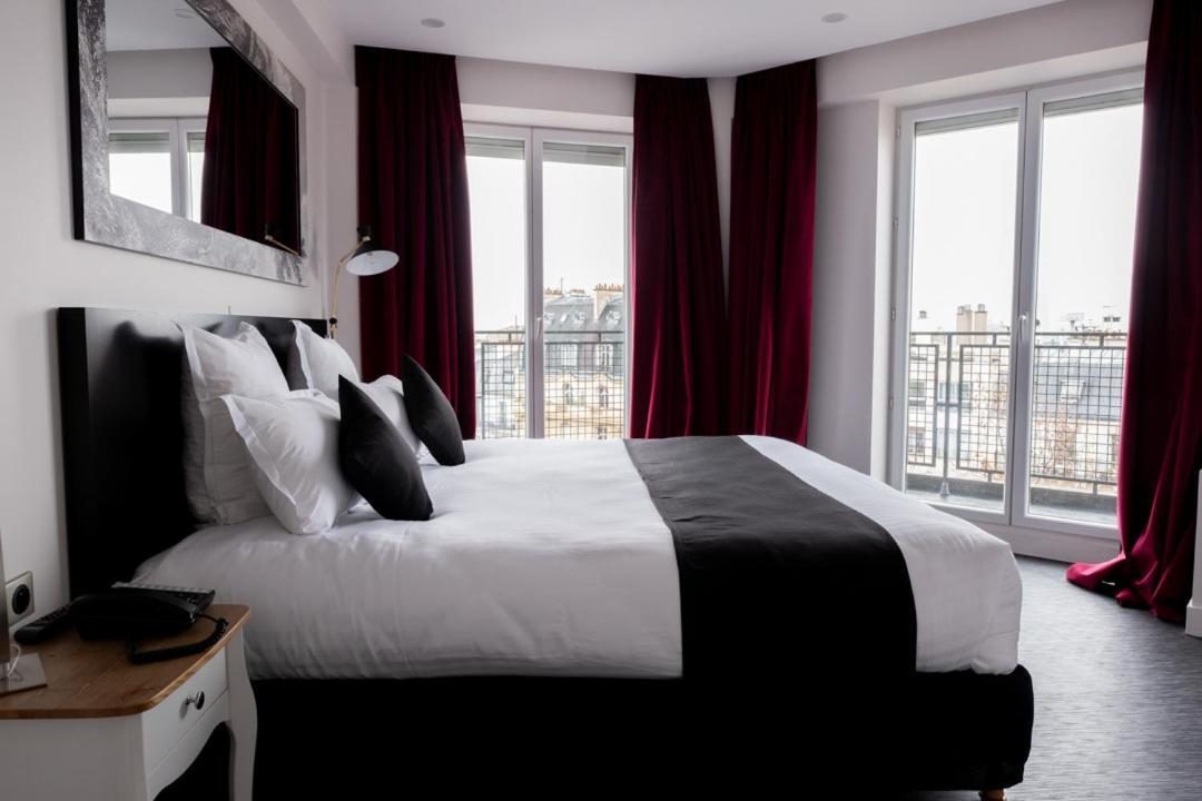 Le Noir Hotel 4*